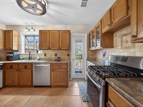 2525  Goldenrod Avenue , Fort Worth Texas 76111