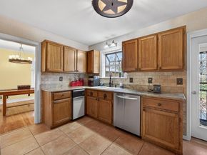 2525  Goldenrod Avenue , Fort Worth Texas 76111