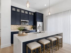 2925  Spruce Valley Lane  303, Dallas Texas 75233