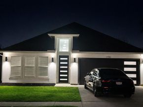 1706  Kraft Street , Dallas Texas 75212