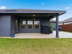437  Falcon Way , Azle Texas 76020