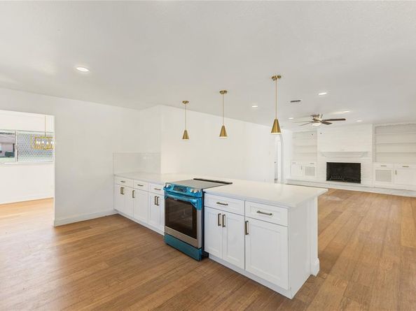 817  Brook Valley Lane , Dallas Texas 75232