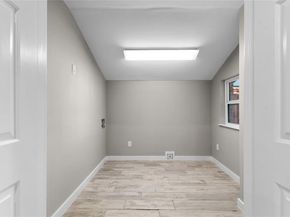 2819  Yorkshire Street , Irving Texas 75061