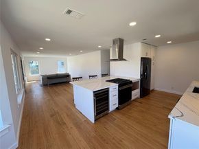 103 S Plymouth Road , Dallas Texas 75211