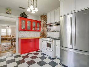 2204  Ashland Avenue , Fort Worth Texas 76107