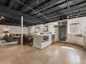 212  Hazelwood Drive , Fort Worth Texas 76107