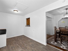 1109 N Jim Miller Road , Dallas Texas 75217