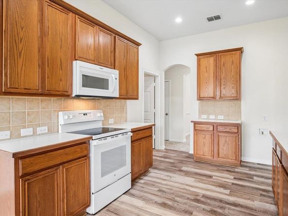 13452  Leather Strap Drive , Fort Worth Texas 76052