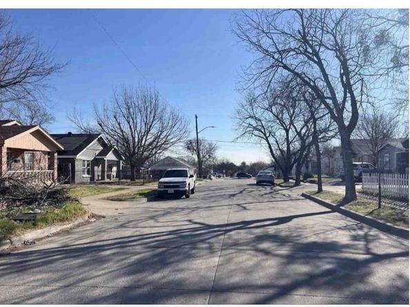 722 W Boyce Avenue , Fort Worth Texas 76115