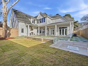 6254  Preston Crest Lane , Dallas Texas 75230