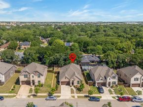 2204  Christopher Lane , Euless Texas 76040