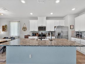 5130  Hillside Loop N, Justin Texas 76247