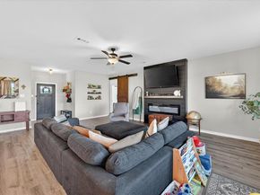5130  Hillside Loop N, Justin Texas 76247