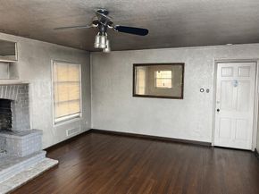 403 N Tennant Street , Dallas Texas 75208