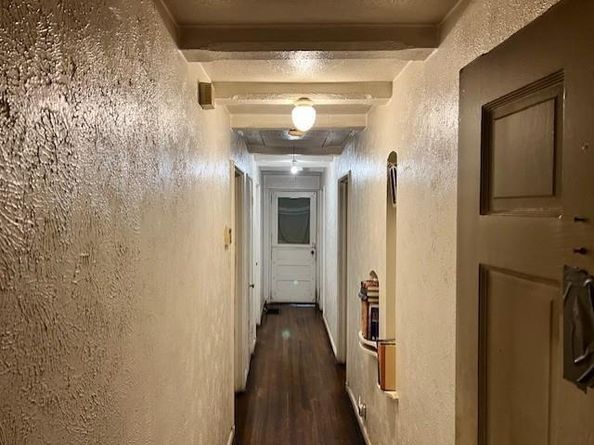 403 N Tennant Street , Dallas Texas 75208