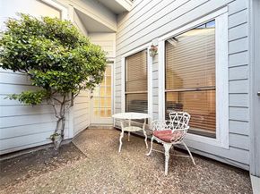 17490  Meandering Way  1102, Dallas Texas 75252