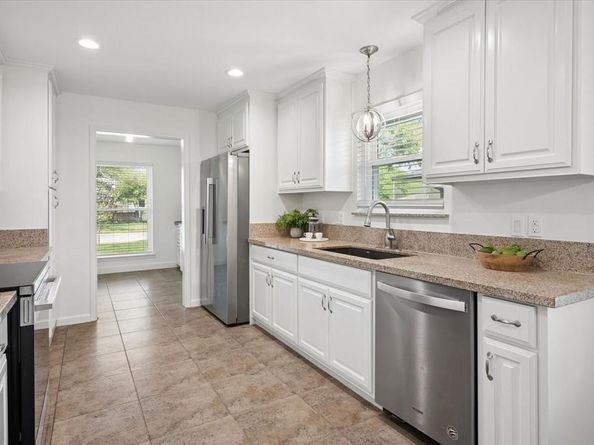 2404  Kimberly Lane , Plano Texas 75075