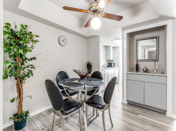 7431  Holly Hill Drive  210, Dallas Texas 75231