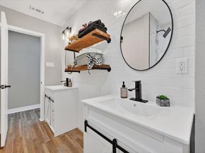 9510  Crestshire Drive , Dallas Texas 75227