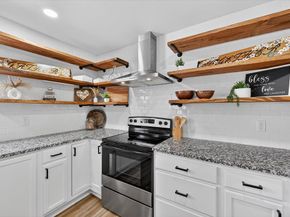 9510  Crestshire Drive , Dallas Texas 75227