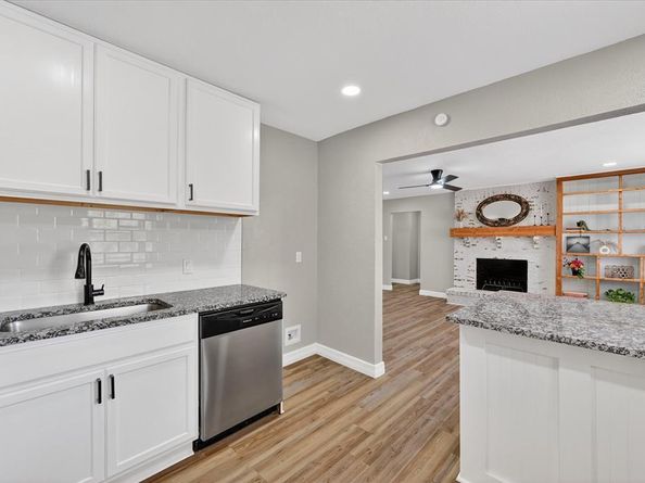9510  Crestshire Drive , Dallas Texas 75227
