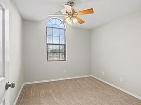 10101  Round Hill Road , Fort Worth Texas 76131