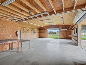 10101  Round Hill Road , Fort Worth Texas 76131