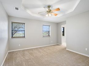 10101  Round Hill Road , Fort Worth Texas 76131