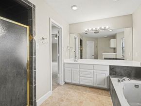 10101  Round Hill Road , Fort Worth Texas 76131