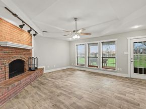 10101  Round Hill Road , Fort Worth Texas 76131