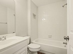 10101  Round Hill Road , Fort Worth Texas 76131