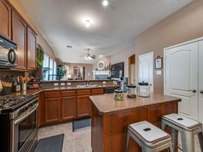 1128  Hayden Lane , Savannah Texas 76227