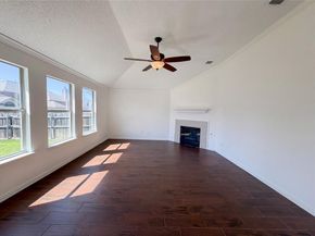 501 W Clover Park Drive , Fort Worth Texas 76140