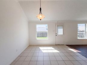 501 W Clover Park Drive , Fort Worth Texas 76140