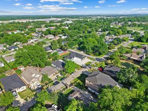 3822  Vandervort Drive , Dallas Texas 75216