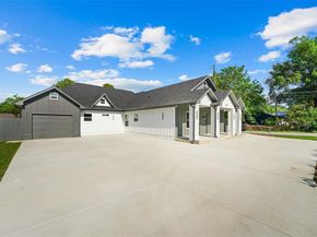 3822  Vandervort Drive , Dallas Texas 75216