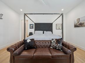 5104  Vandelia Street , Dallas Texas 75235