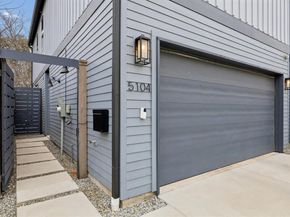 5104  Vandelia Street , Dallas Texas 75235