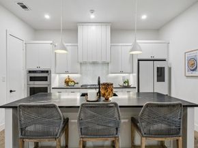 5104  Vandelia Street , Dallas Texas 75235