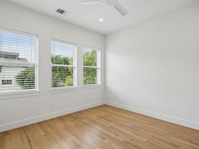 5104  Vandelia Street , Dallas Texas 75235