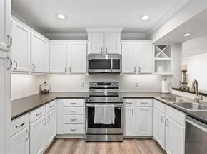 5200  Martel Avenue  6D, Dallas Texas 75206