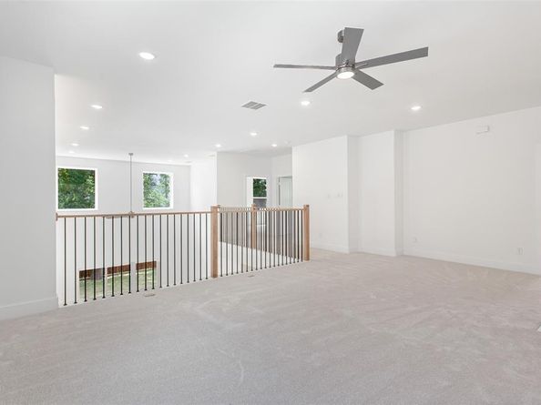 617  Parkview Avenue , Dallas Texas 75223