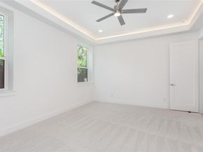 617  Parkview Avenue , Dallas Texas 75223