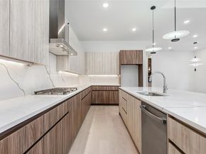 617  Parkview Avenue , Dallas Texas 75223
