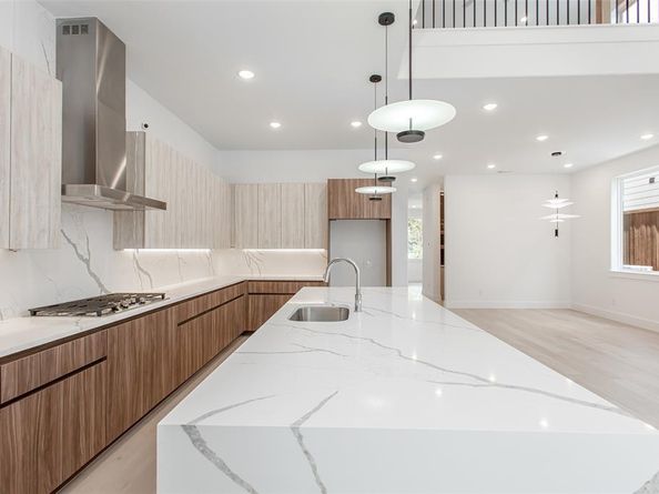 617  Parkview Avenue , Dallas Texas 75223