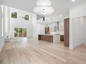 617  Parkview Avenue , Dallas Texas 75223