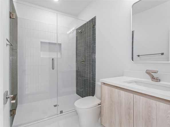 617  Parkview Avenue , Dallas Texas 75223