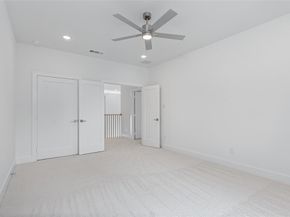 617  Parkview Avenue , Dallas Texas 75223