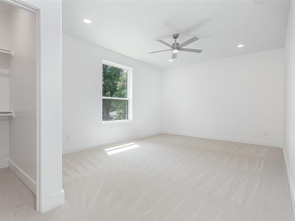 617  Parkview Avenue , Dallas Texas 75223