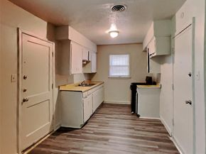 4712  Norris Street , Fort Worth Texas 76105